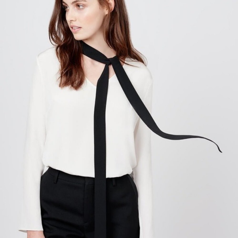 Cuyana Silk Bow Blouse in Cream/Black XS